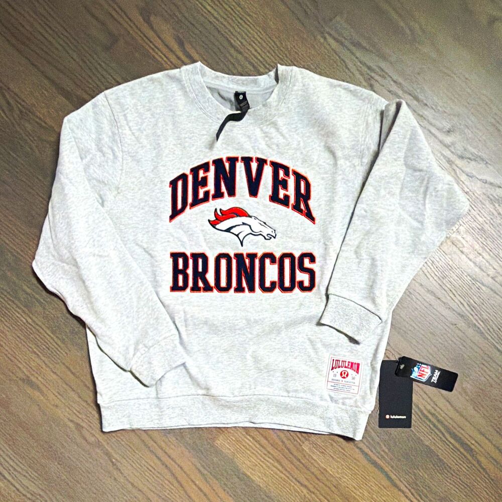 NWT Lululemon x NFL Denver Broncos Steady State Crew Sweatshirt Heathered Grey M